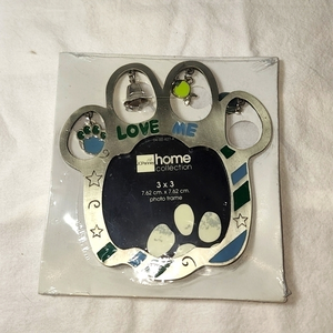 New‎ in Package Metal Paw Picture Frame
